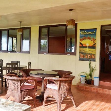 Puesta Del Sol Beach Bungalows And Restobar Mambajao Kültér fotó