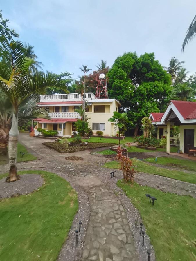Puesta Del Sol Beach Bungalows And Restobar Mambajao Kültér fotó