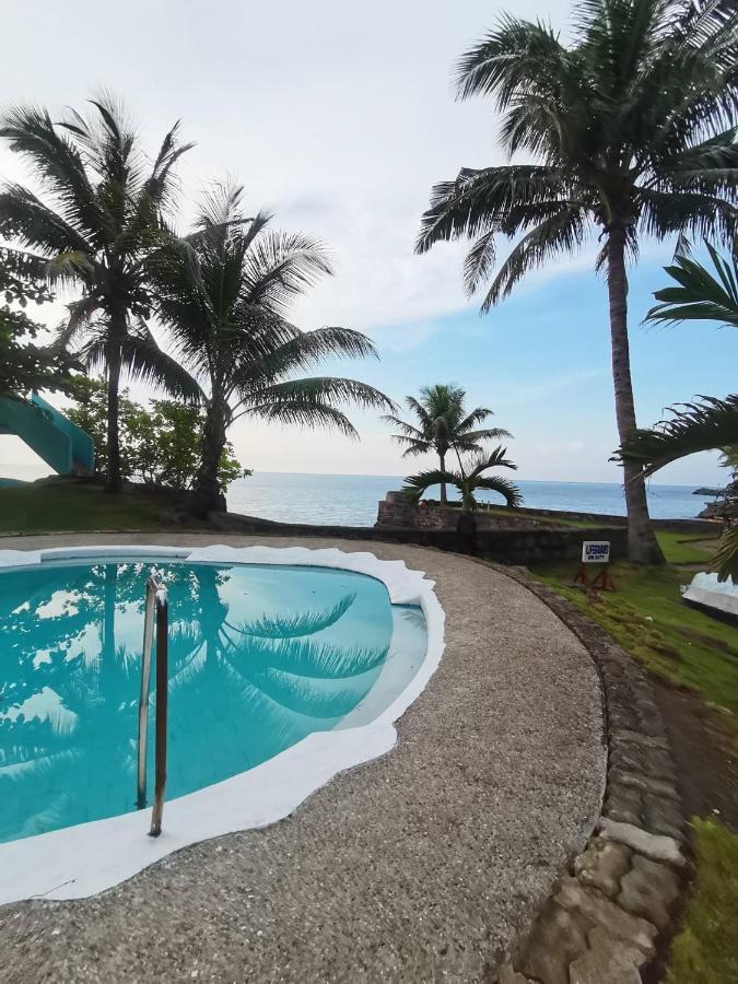 Puesta Del Sol Beach Bungalows And Restobar Mambajao Kültér fotó